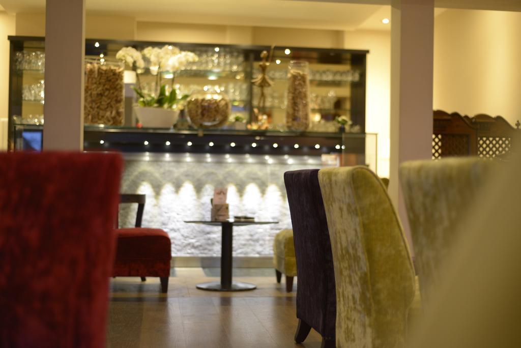 Logis Hotel Restaurant Au Boeuf Rouge Niederschaeffolsheim Ngoại thất bức ảnh